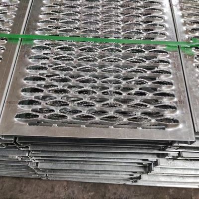 Lưới kim loại lối đi hình kim cương răng cưa tùy chỉnh tại nhà máy