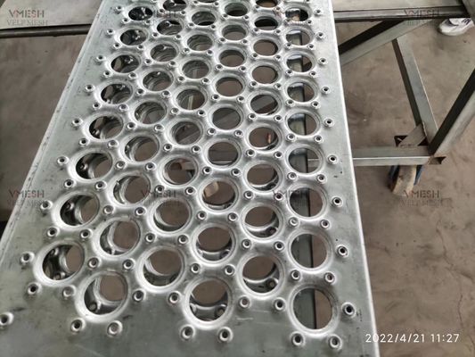 Thép galvanized kim cương Grip Grating cho đường đi an toàn công nghiệp