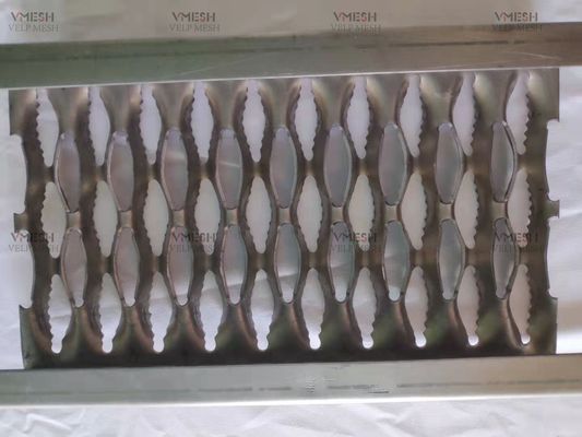 Tấm grating lỗ tròn 5 lỗ mạ kẽm nhúng nóng, O Grip, 300mm