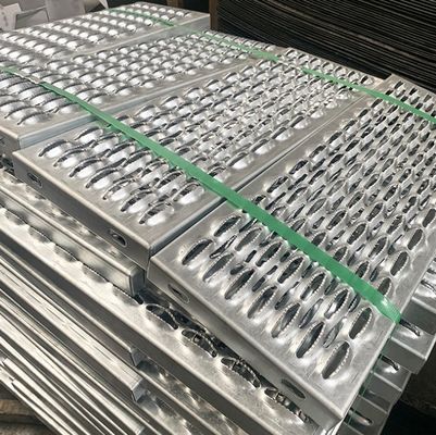 Thép galvanized kim cương Grip Grating cho đường đi an toàn công nghiệp