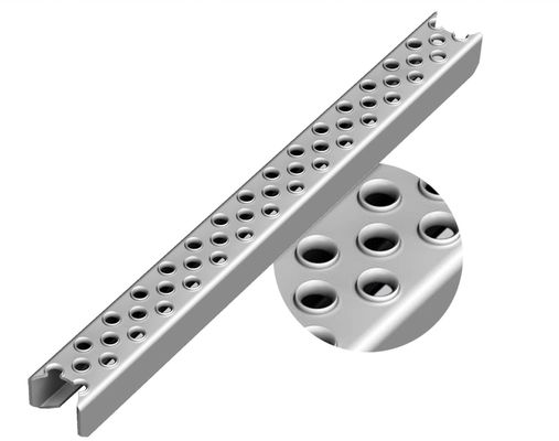 Bậc thang kim loại mạ kẽm 2.5mm chịu lực nặng chống trượt