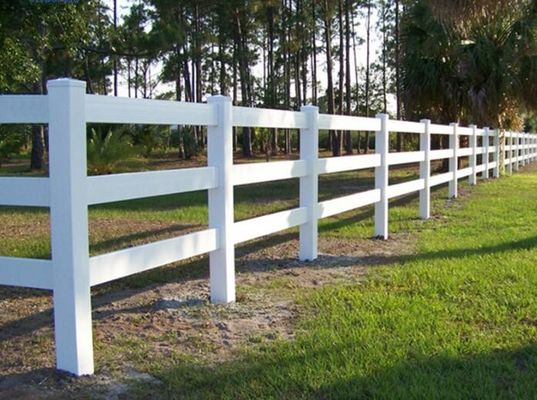 Hàng rào trang trại ngựa PVC trắng 1.2m với 3 thanh