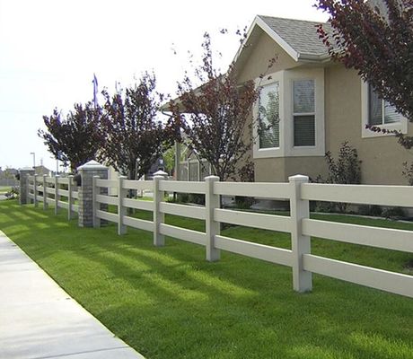 3 đường ray 1.8 * 2.5m PVC Cửa hàng nông trại nhựa Vinyl Ranch Paddock ngựa hàng rào