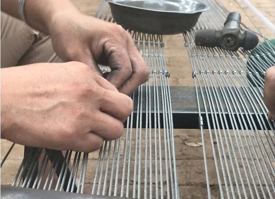 Customized Shape Design Stainless Steel Rope Mesh with Diamond Hole Shape for Zoo and Safety Fencing