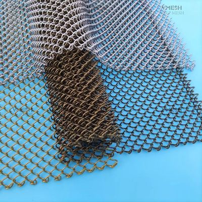 Màu vàng chống rỉ sét nhôm trang trí lưới kim loại cuộn rèm