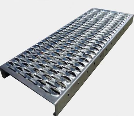 Độ bền cao và chất lượng lưới ốc cầu thang bước chân / băng chuyền an toàn lưới