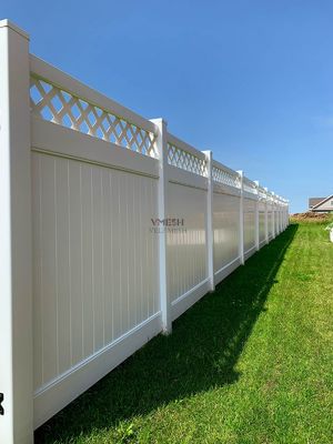 Ngoài trời 1.8m x 2.4m Vinyl Privacy Fence For Garden Pool House Villa
