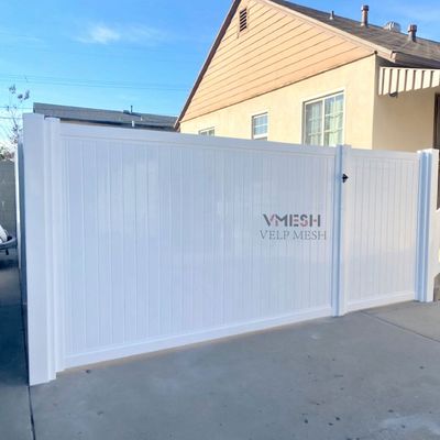 Màu trắng chống lão hóa Vinyl Lập hàng rào vườn với tấm cứng