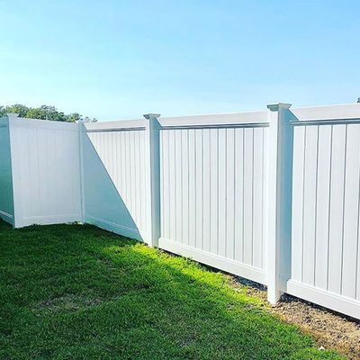 Hàng rào nhựa PVC tự nhiên chịu được thời tiết Hàng rào nhựa cho sân vườn và nhà