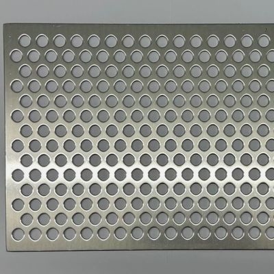 Sơn bột kiến trúc mặt tiền bên ngoài trang trí kim loại nhôm lỗ