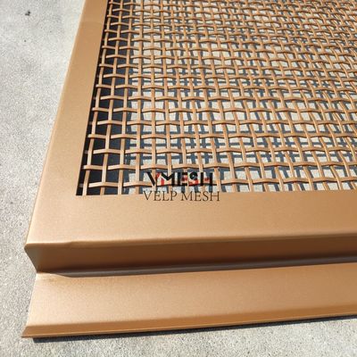 Tùy chỉnh đồng thau hoàn thiện bằng thép không gỉ 1,5mm lưới uốn cong cho nội thất sang trọng
