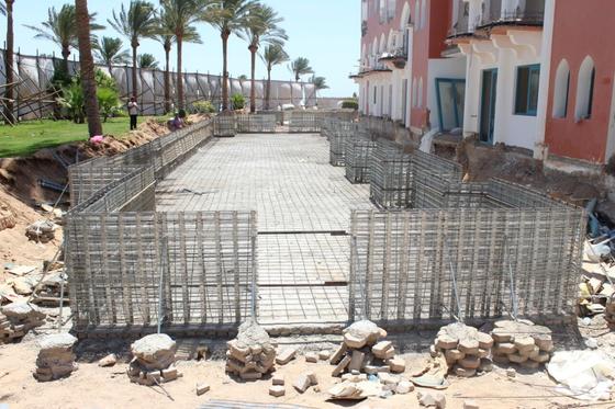 Hệ ván khuôn bê tông Hy-Rib mạ kẽm để đổ bê tông dễ dàng