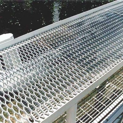 Thép carbon 4mm lỗ hình lục giác mở rộng kim loại lưới hạng nặng