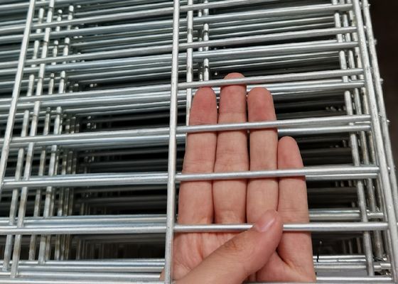 Các tấm lưới sợi hàn đan xen cho hàng rào SS304 1x2m