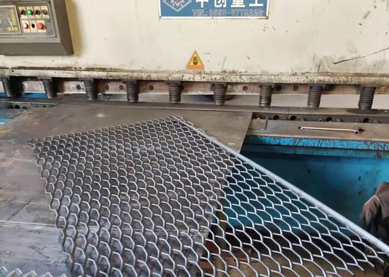 4Bảng kim loại mở rộng thép kẽm.5mm cho nền tảng