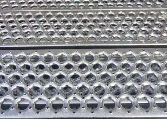 Lưới đi bộ trên mái nhà năng lượng mặt trời chống trượt bằng nhôm 3.0mm 3.5mm