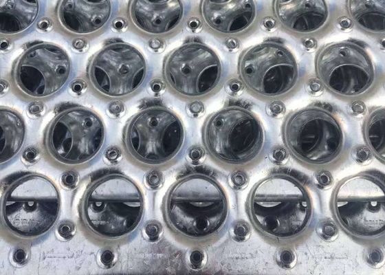 Lưới đi bộ trên mái nhà năng lượng mặt trời chống trượt bằng nhôm 3.0mm 3.5mm