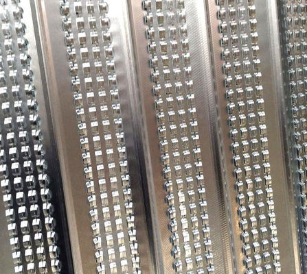 Vật liệu xây dựng chống ăn mòn Lưới thép mạ kẽm Lưới gân cao