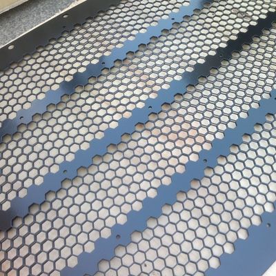 Tấm kim loại đục lỗ cách âm 16 Gauge - Thép carbon, Mạ kẽm