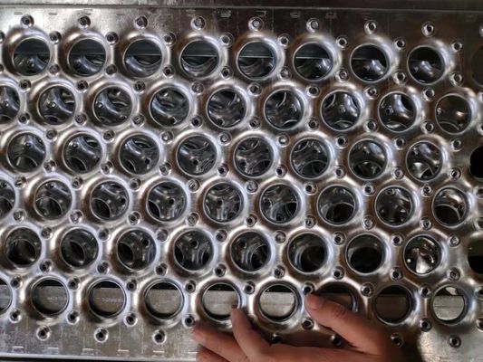 Thép không gỉ 3mm lỗ tròn lưới an toàn cho đường đi trên mái nhà
