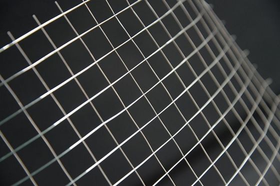 Vòng lưới sợi hàn galvanized 0,5mm cho hàng rào và lồng