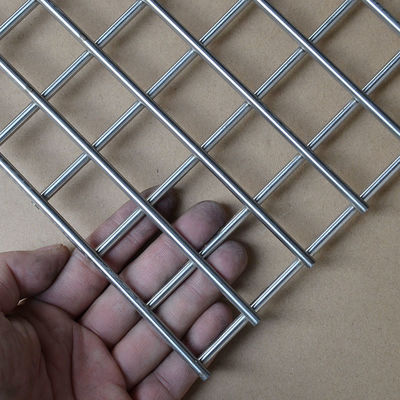 Tấm lưới thép hàn mạ kẽm 50x50mm, dày 3mm