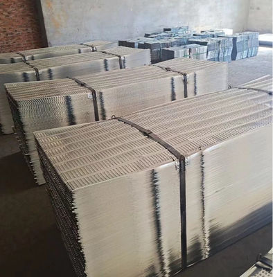 V Shape Galvanized Expanded Metal Lath for Stucco Building Construction with 2500*600mm Size and 100mm Rib Distance