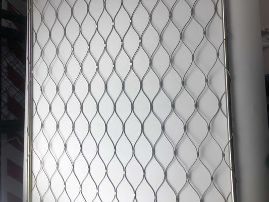 Đen oxy hóa thép không gỉ dây lưới 50 * 50mm khẩu độ để bảo vệ an toàn