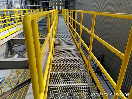 Công việc nặng Hexagon lỗ mở rộng kim loại thép chống trượt lưới