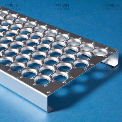 Tấm ván kim loại lỗ tròn mạ kẽm nhúng nóng Perf O Grip Lối đi 2-4m