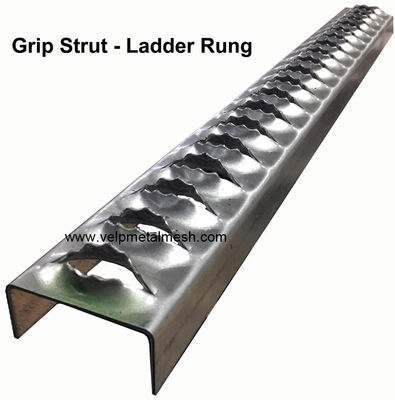 Bậc thang kim loại dày 2,5mm mạ kẽm Trọng lượng nhẹ