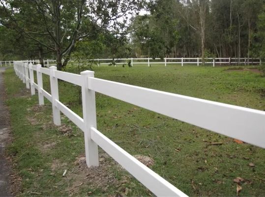Chăn nuôi Vinyl 2 đường ray 3 đường ray dễ dàng lắp ráp DIY PVC Ranch Rail Rào