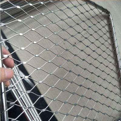Mạnh bền 316 thép không gỉ dây thép lưới 100x100mm cho cầu thang hàng rào