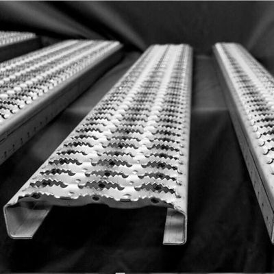 Lưới an toàn Diamond Grip - Nhôm, Thép không gỉ, Mạ kẽm
