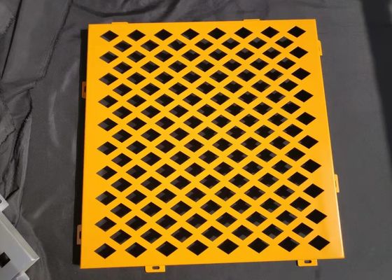 Lưới kim loại đục lỗ công nghiệp 2mm 3mm Bảo vệ bằng thép không gỉ