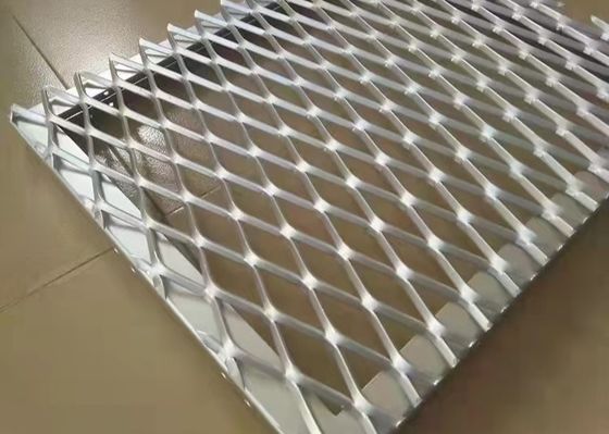 Tấm kim loại mở rộng được đục lỗ hoặc làm phẳng có đường kính 0,5-5CM