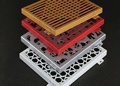 Tấm kim loại đục lỗ trang trí bằng nhôm Màu đen xanh lá cây Màu vàng cho trần nhà