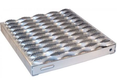 1060 3003 Nhôm Nosing Grip Strut Safety Grating Stair Treads Nền tảng vận tải hàng hóa