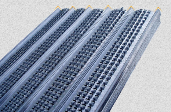 Ván khuôn Thép mạ kẽm nhúng nóng Dây lưới Stucco Flat Rib Metal Lath 0,45m